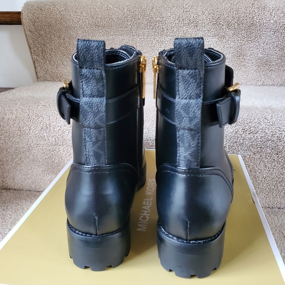 Michael Kors Kincaid boots - Picture 3 of 4